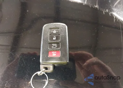 2018 Toyota Highlander Xle from USA, damaged, VIN 5TDJZRFH9JS494224